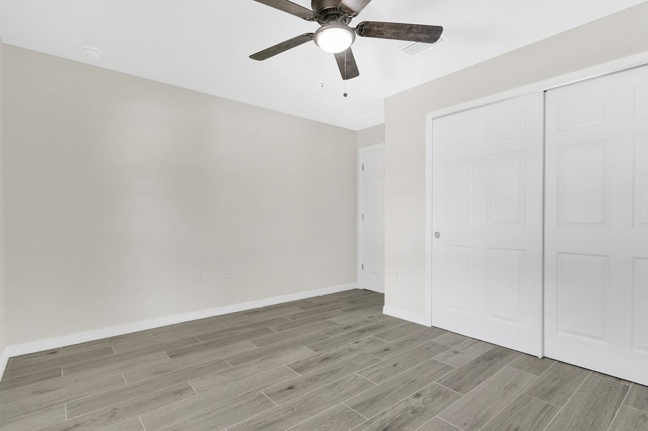 3506 Fox Hollow Dr #1 - Photo 7 of 8