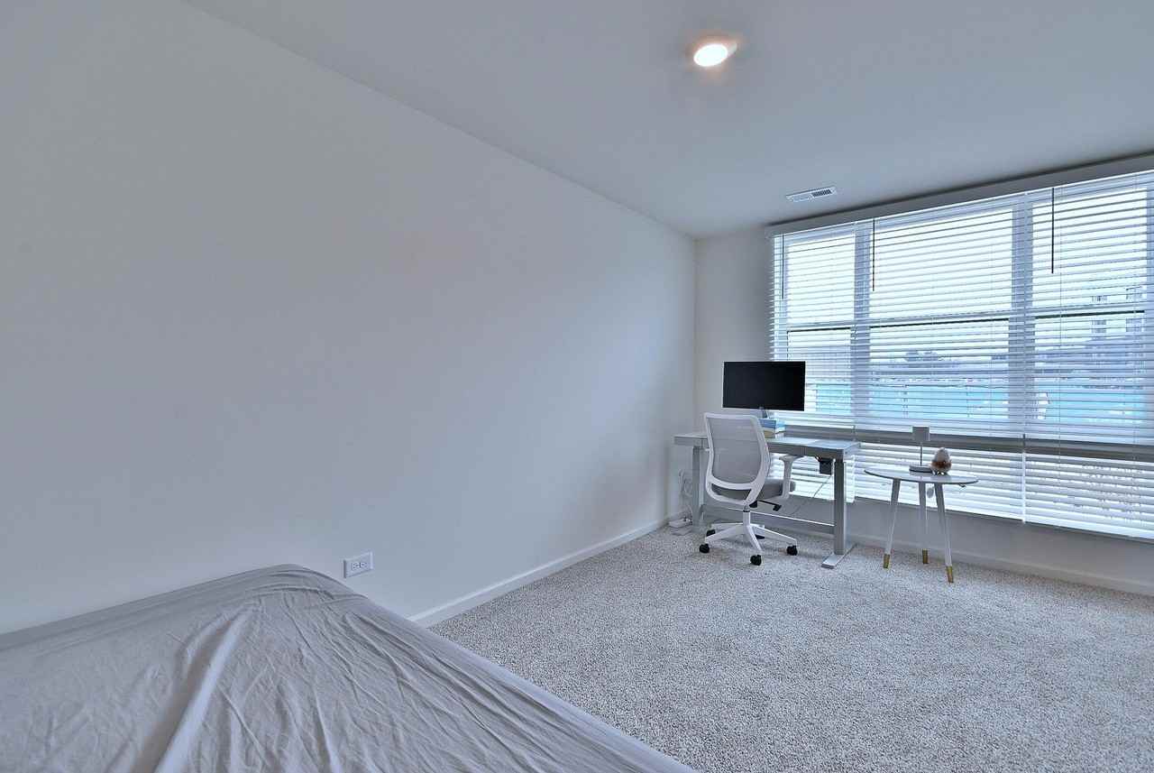 332 Summit Cir - Photo 5 of 32