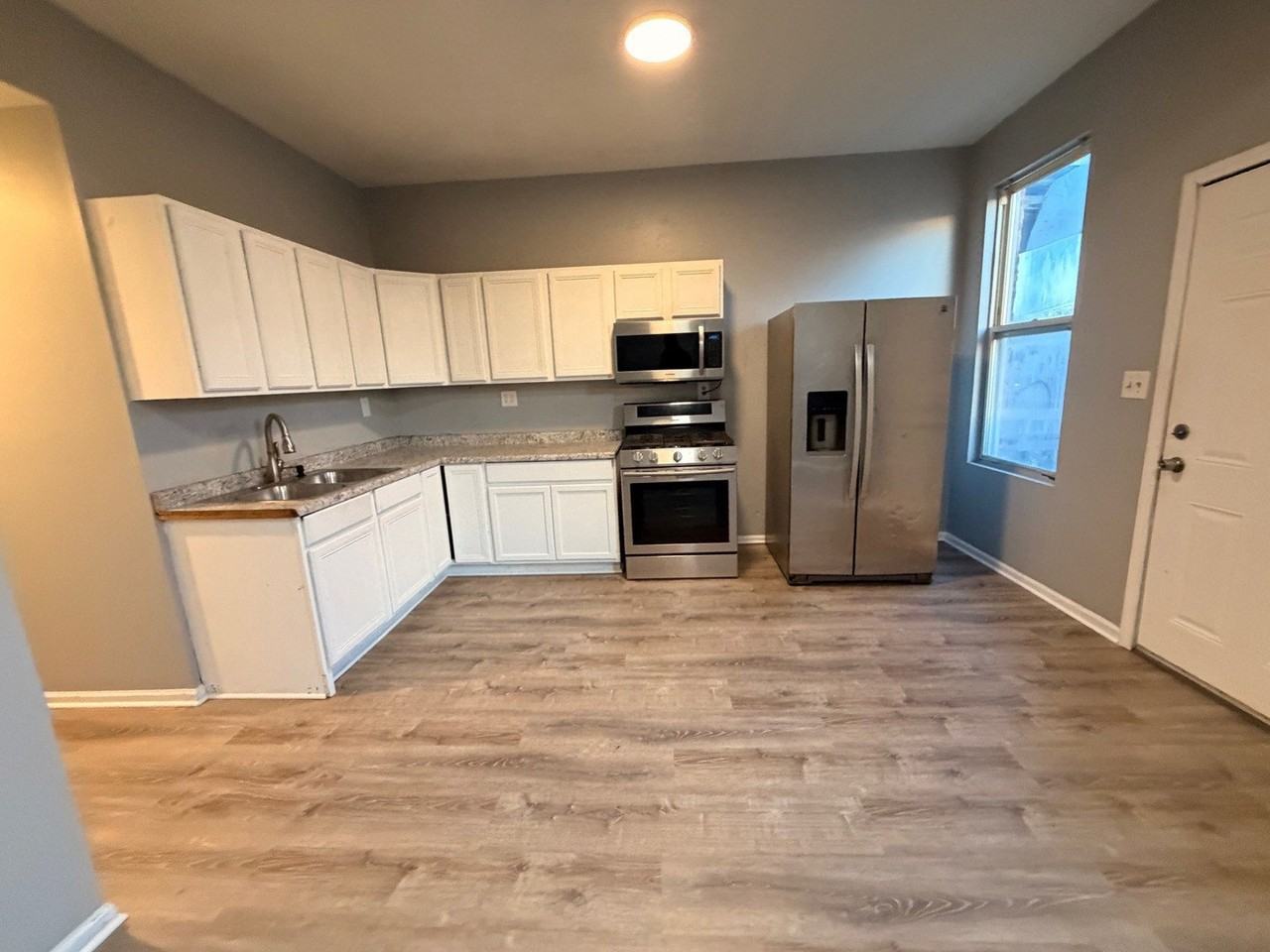 3917 W Van Buren St Unit 2 #2 - Photo 4 of 10