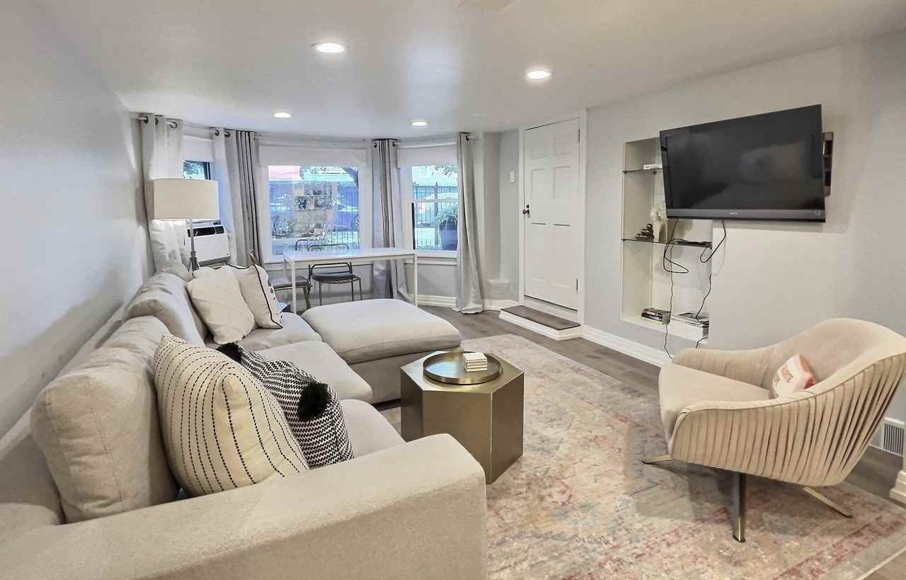 3745 N Seminary Ave Unit 1 #1 - Photo 5 of 26