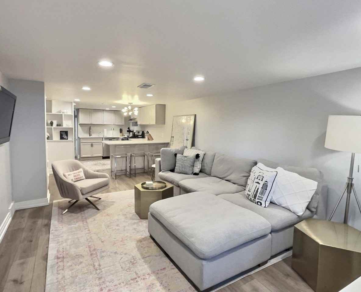 3745 N Seminary Ave Unit 1 #1 - Photo 7 of 26