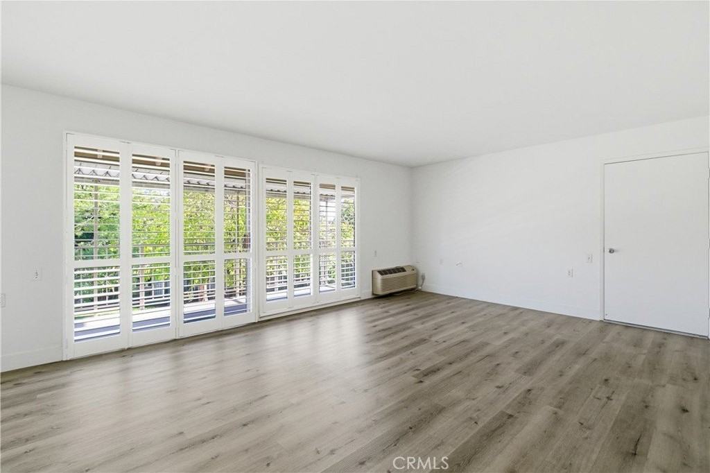 653 Avenida Sevilla #N - Photo 7 of 28