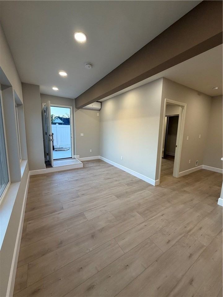 2155 El Rancho Vis - Photo 2 of 8