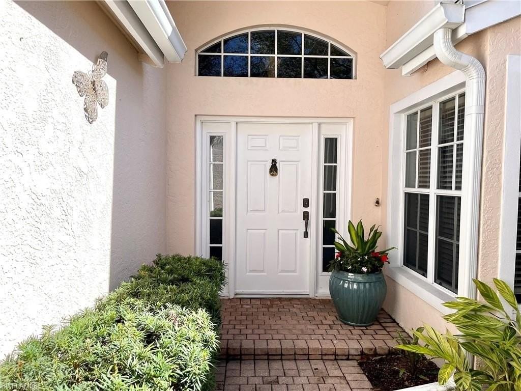 7719 Ahoy Ave - Photo 5 of 37