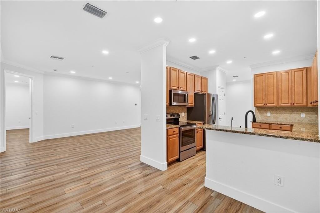 10264 Cobble Notch Loop Apt 201 #201 - Photo 7 of 30