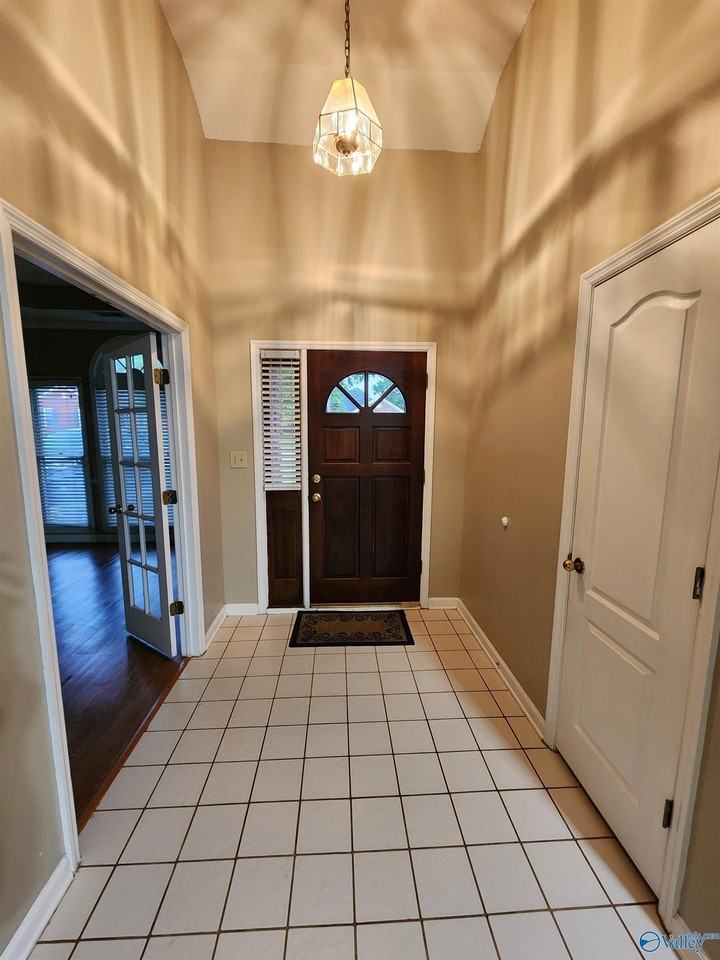 97 S Interlaken Dr - Photo 3 of 41