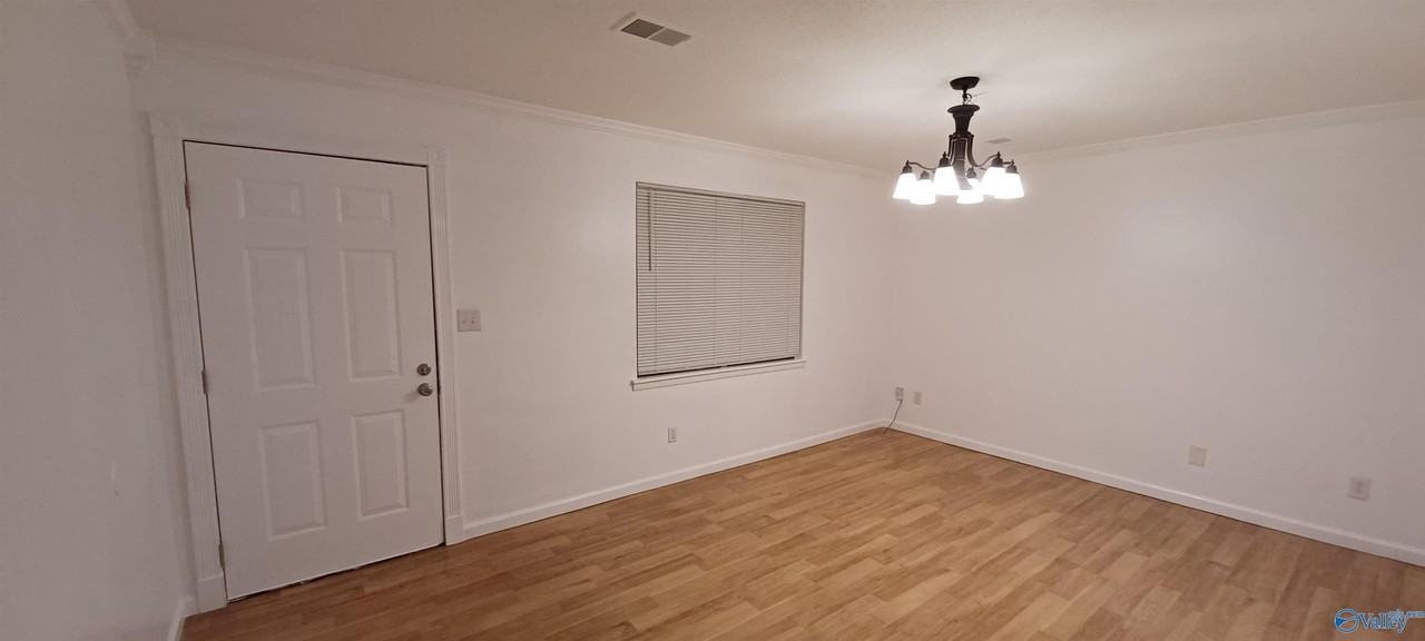 2108 English Dr Sw - Photo 2 of 12