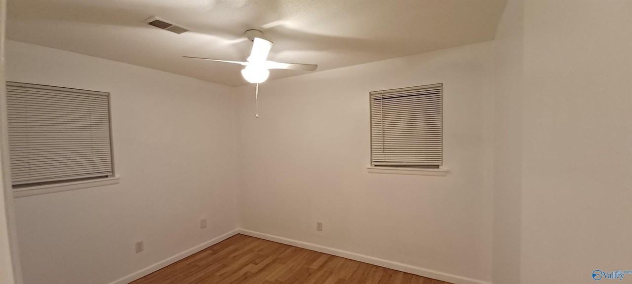 2108 English Dr Sw - Photo 7 of 12