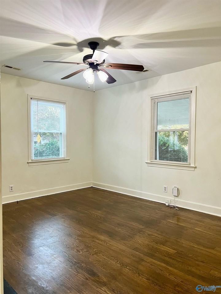 2019 Vanderbilt Dr Sw - Photo 3 of 31