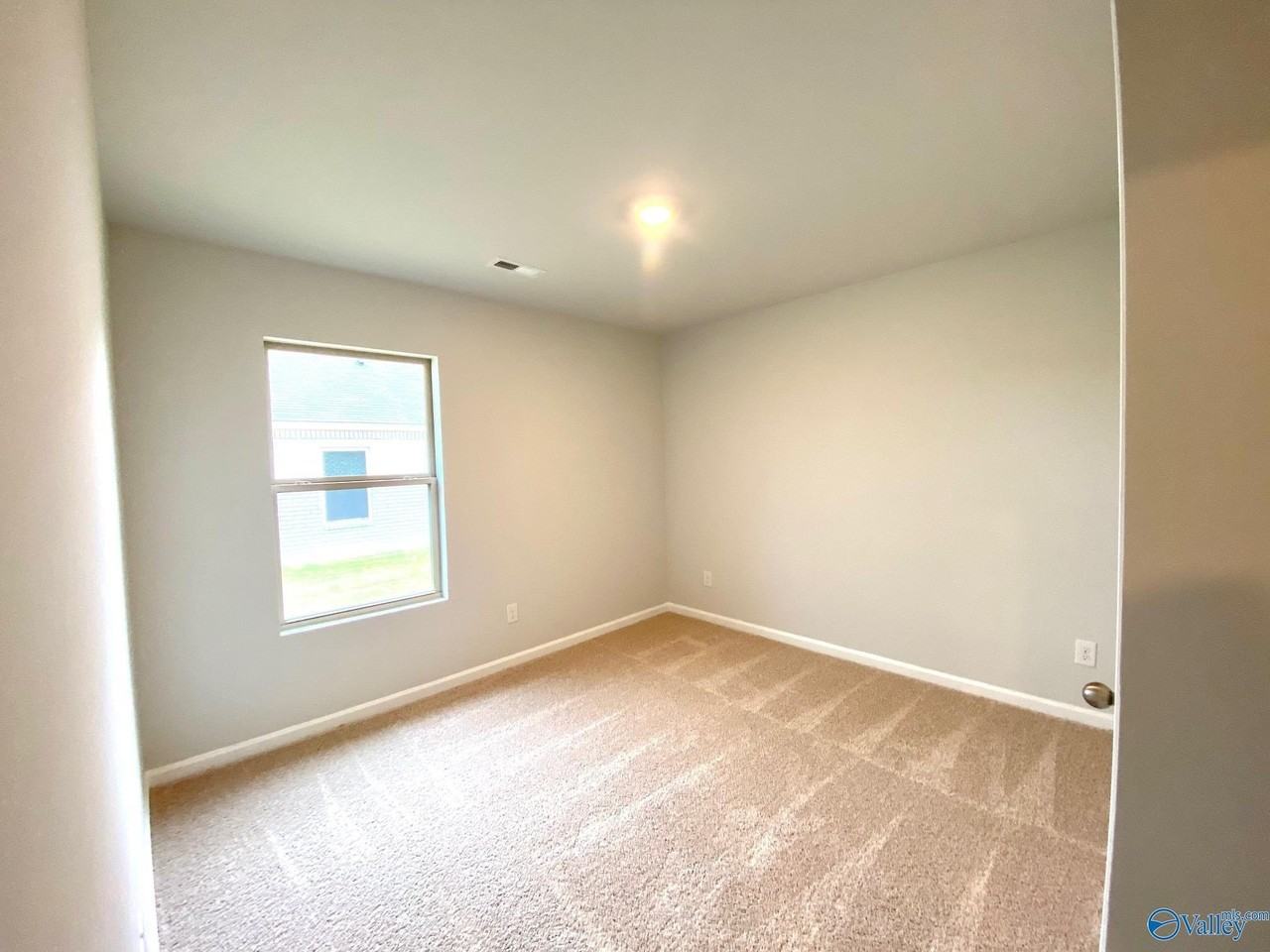 155 Murphy Ln - Photo 4 of 20