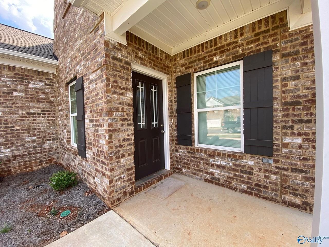 4214 Textile Ln Sw - Photo 2 of 30