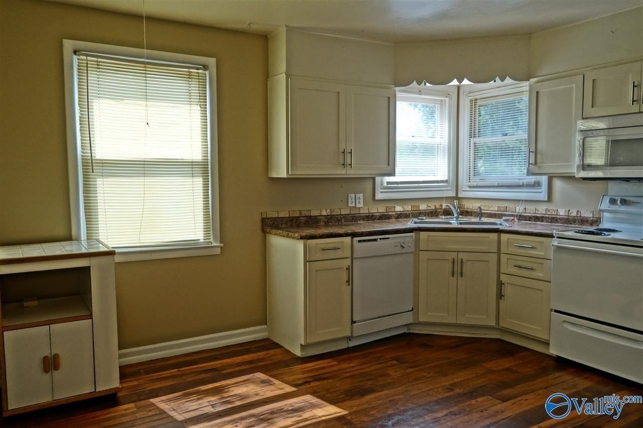 6504 Whitesburg Dr Sw - Photo 5 of 27