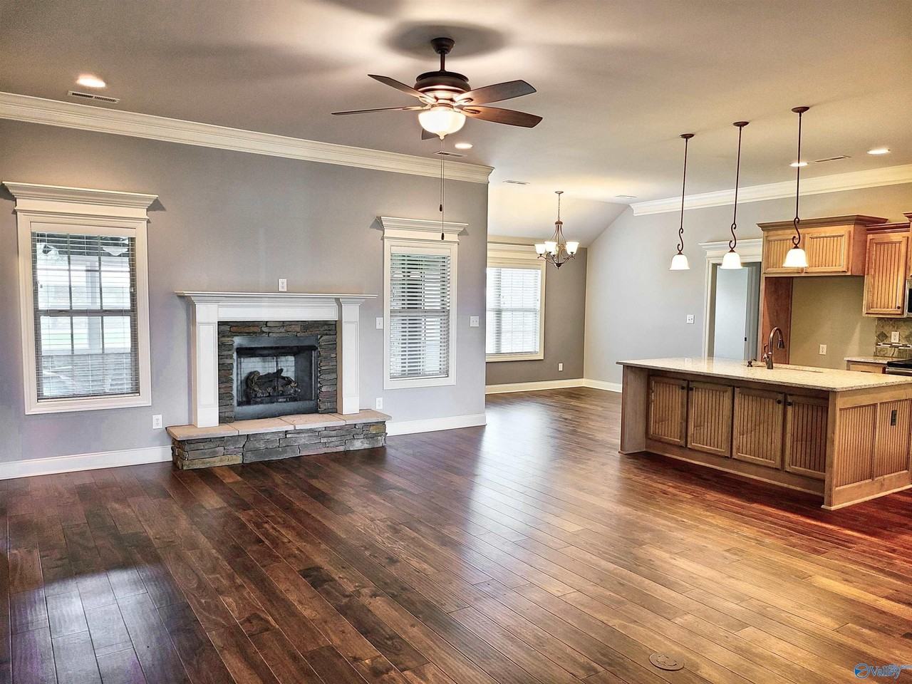 13735 Callaway Dr - Photo 2 of 23