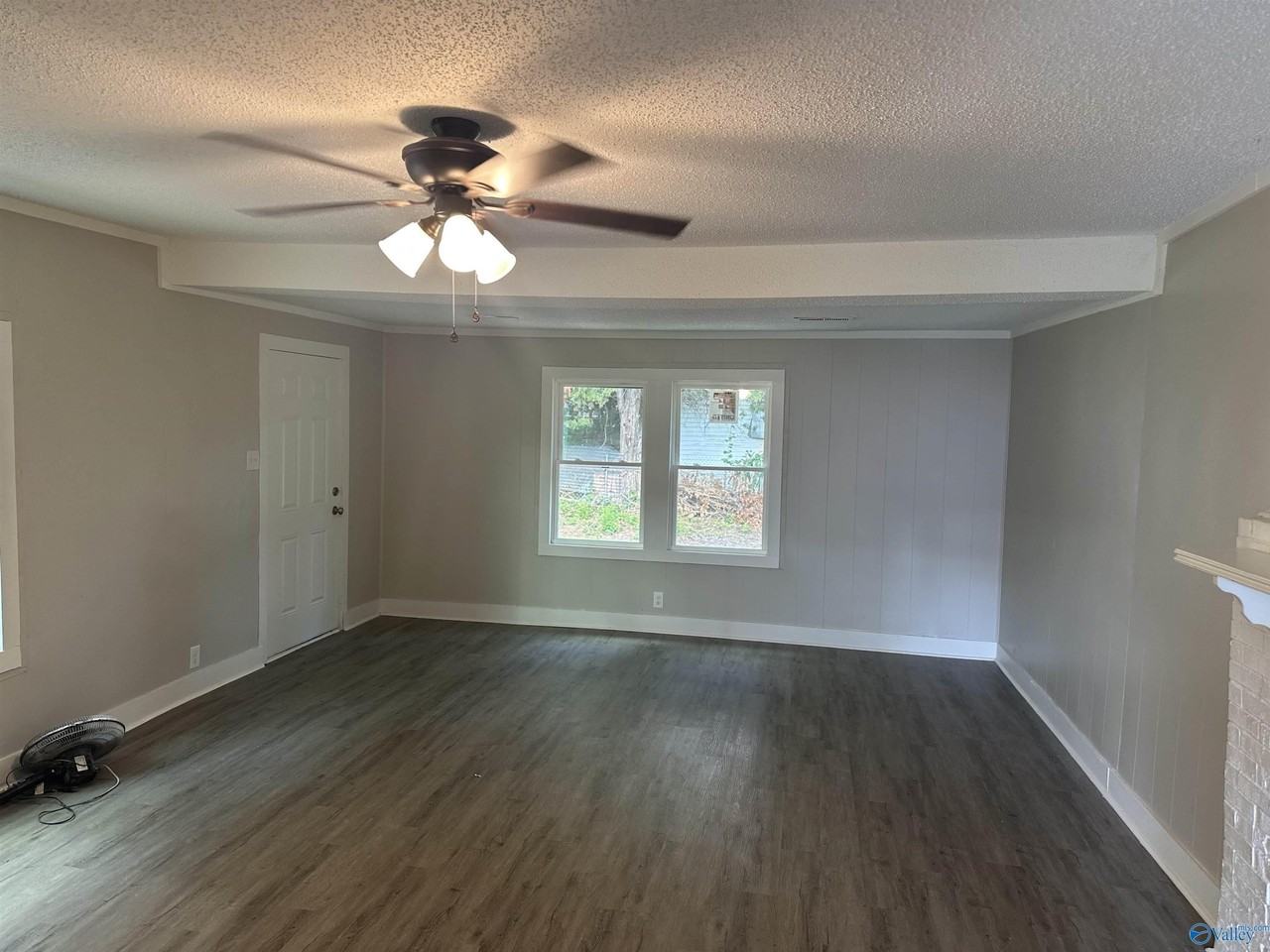 624 Austin Dr Nw - Photo 4 of 9