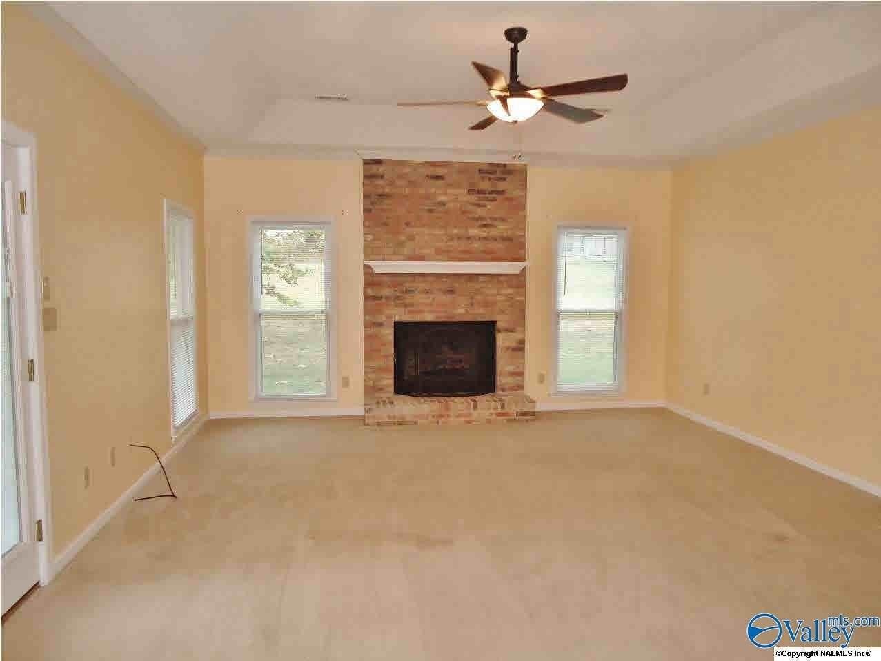 722 Highland Dr - Photo 3 of 20