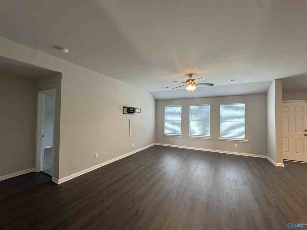 109 Old Shell Rd - Photo 2 of 22