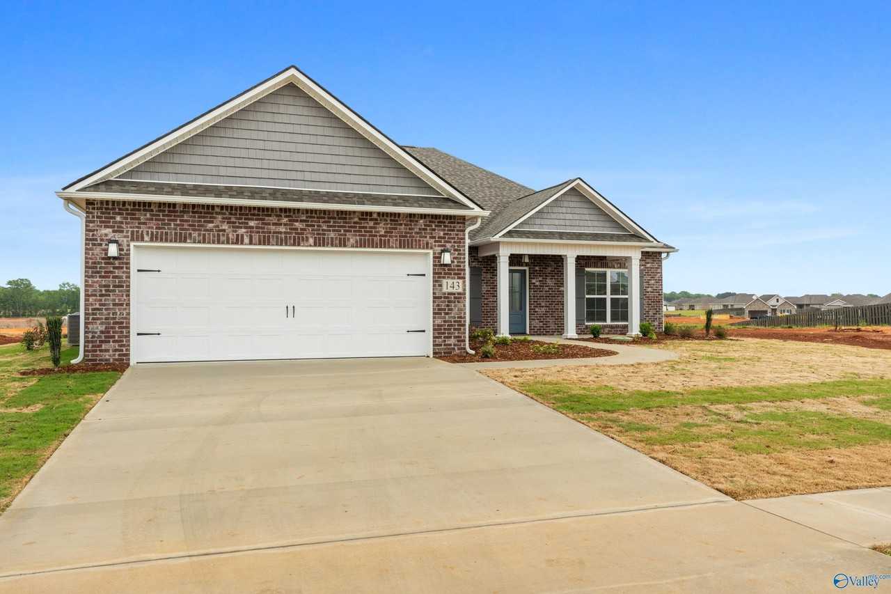 143 Pat Cain Dr - Photo 3 of 43