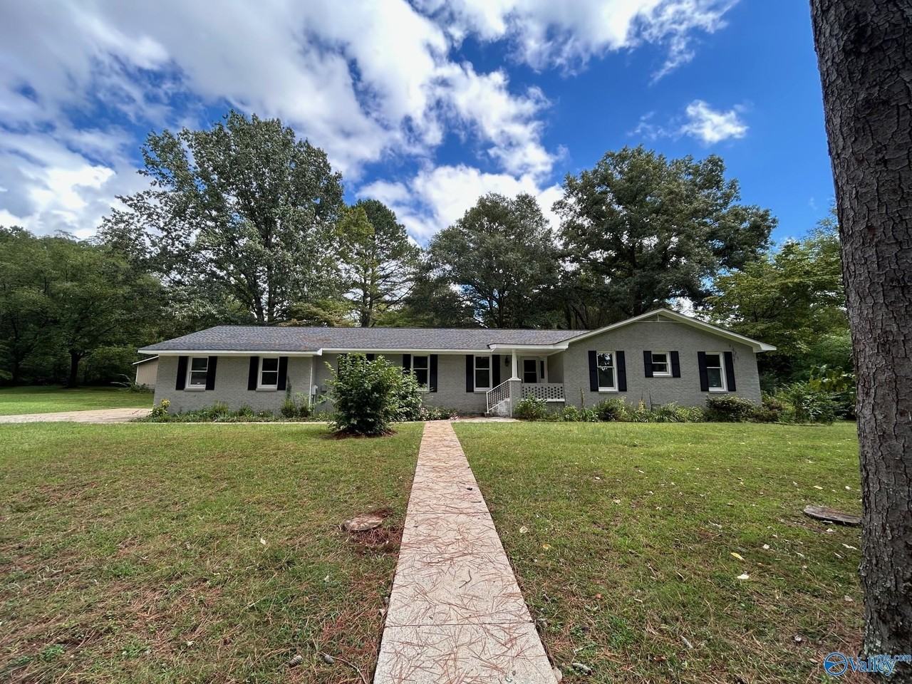 153 Jacque Jim Dr Ne