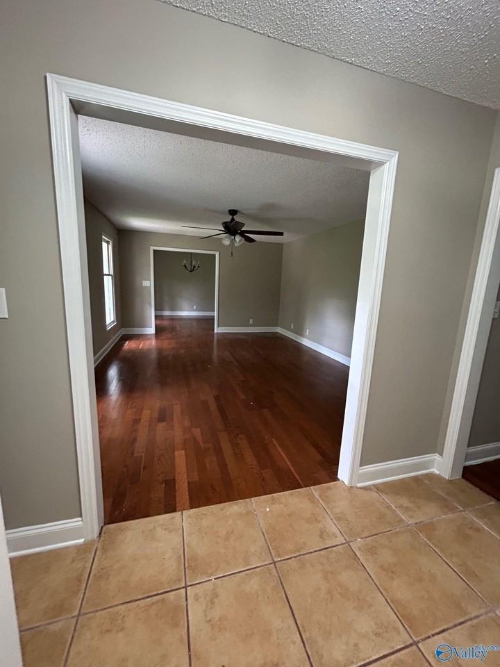 153 Jacque Jim Dr Ne - Photo 2 of 17