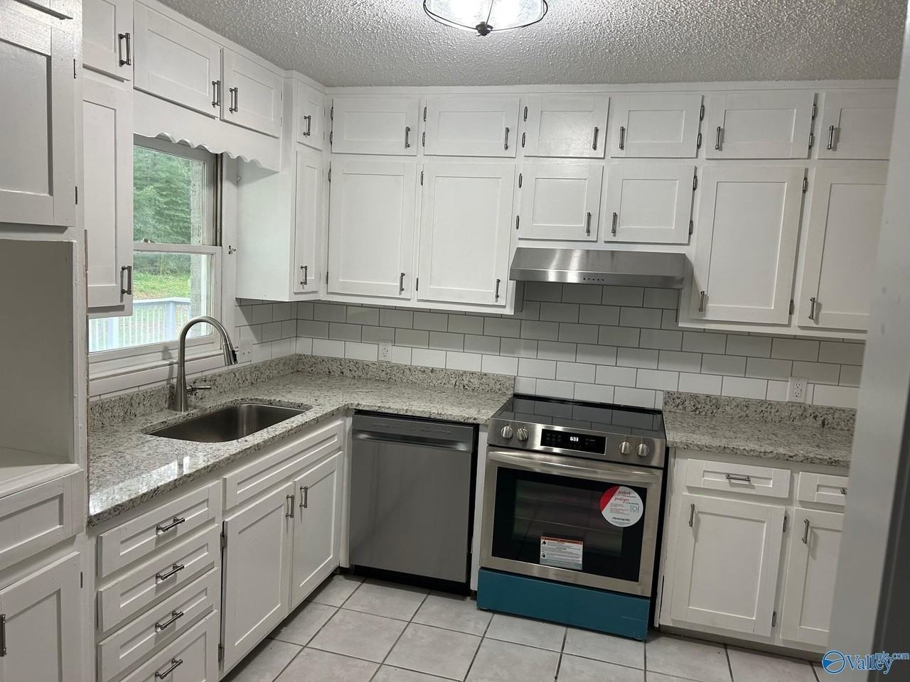 153 Jacque Jim Dr Ne - Photo 7 of 17