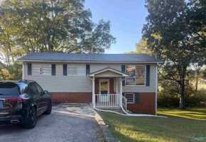 featured image of 3201 Delia Ln Nw