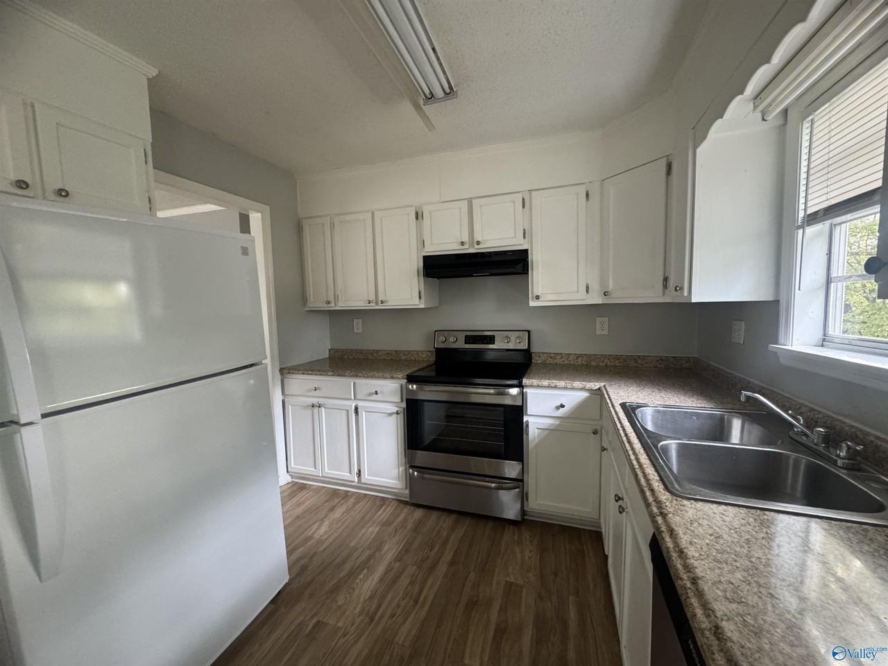 3201 Delia Ln Nw - Photo 4 of 20