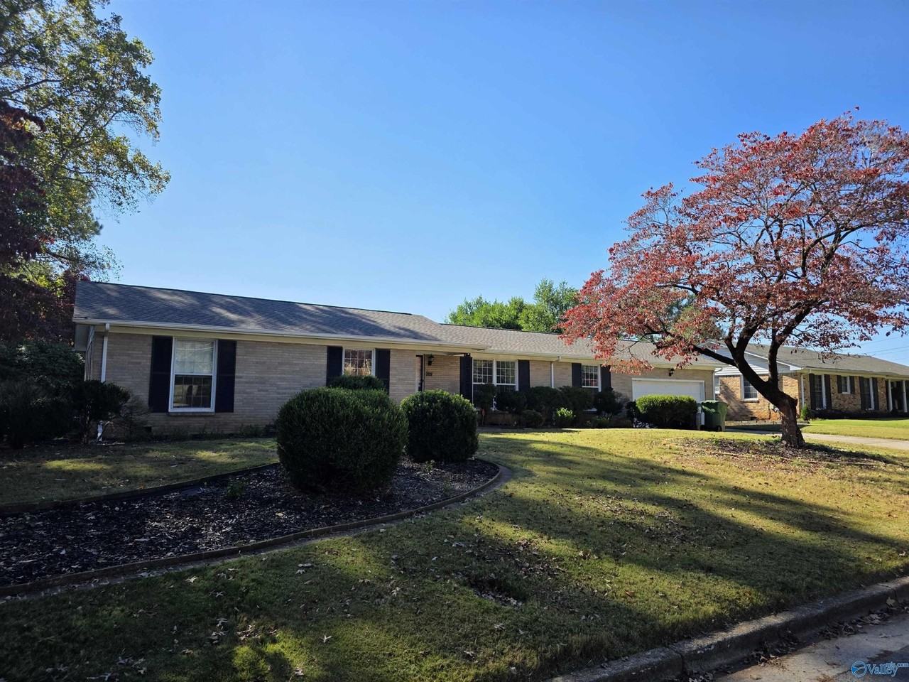 209 Winthrop Dr Sw - Photo 2 of 18