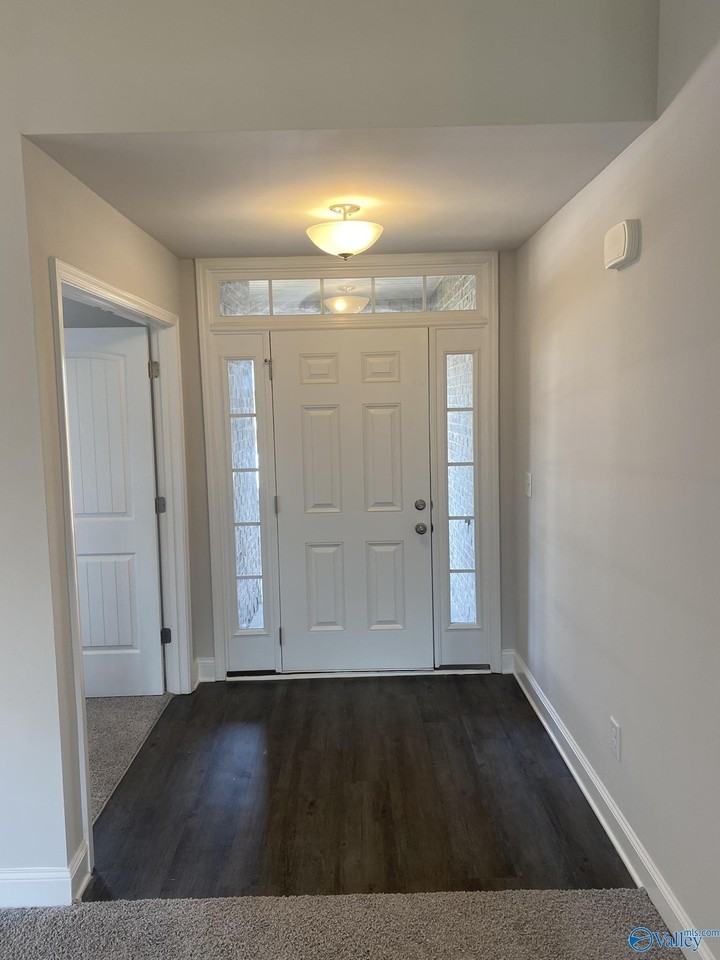 109 Sorrelweed Dr - Photo 2 of 23