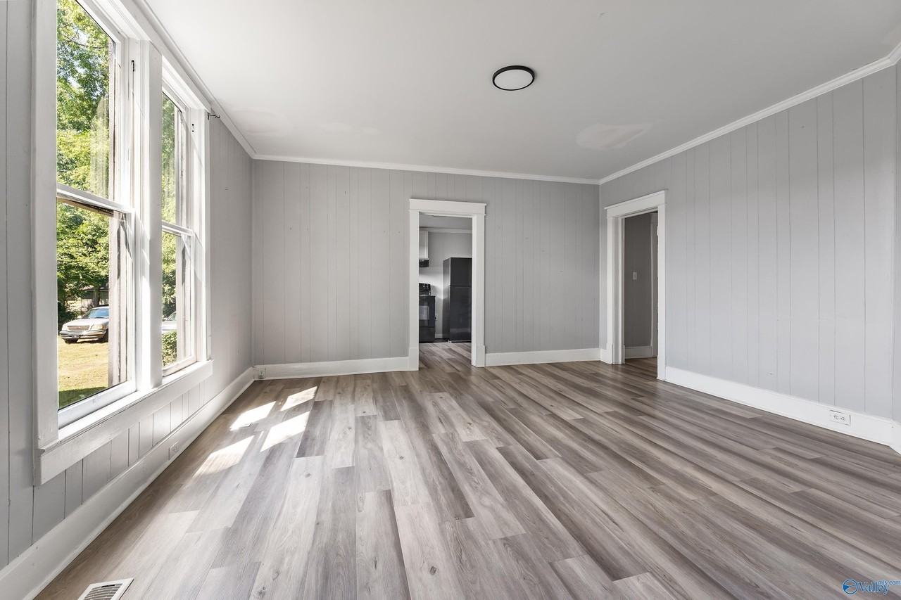 109 5th Ave Nw - Photo 7 of 39