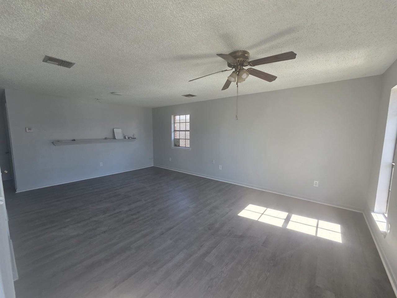 602 Berlin St #D - Photo 2 of 7