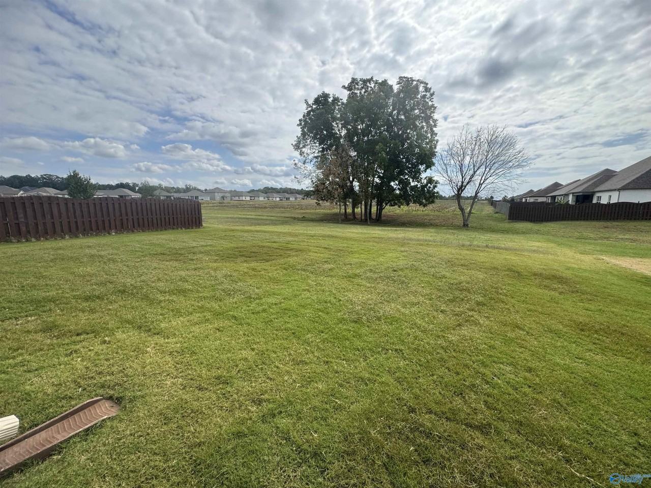 117 Innocent Trl - Photo 2 of 29