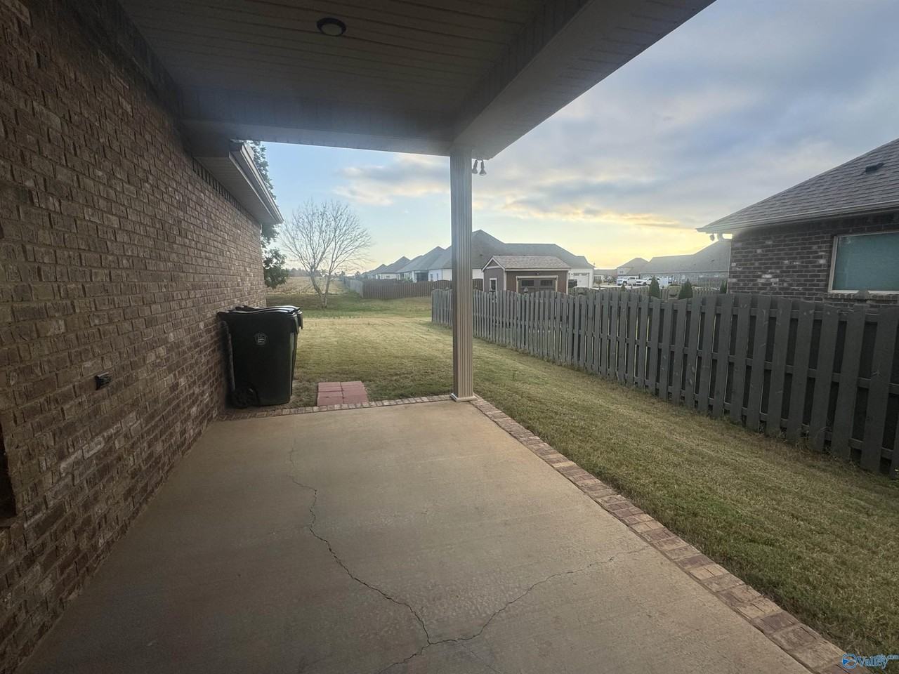 117 Innocent Trl - Photo 3 of 29