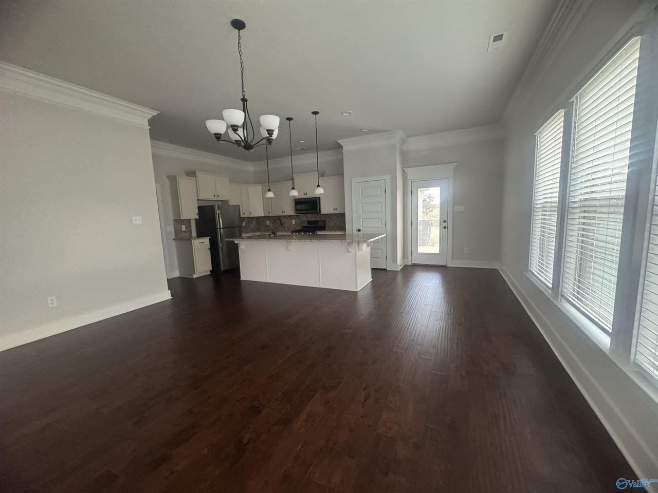 117 Innocent Trl - Photo 7 of 29