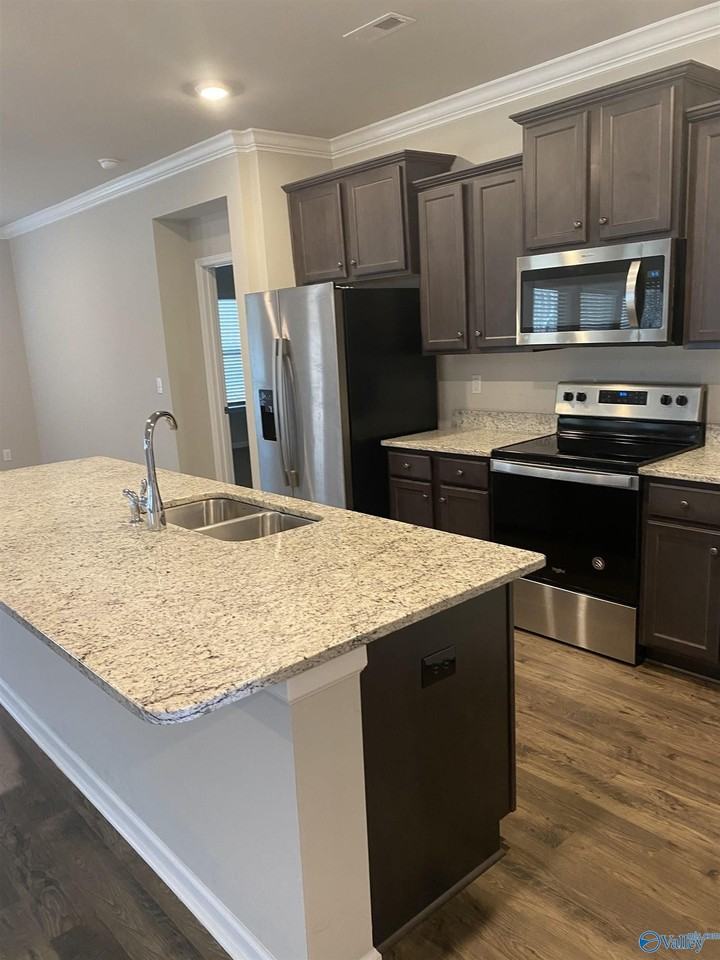 14980 Westmead Ln - Photo 7 of 36