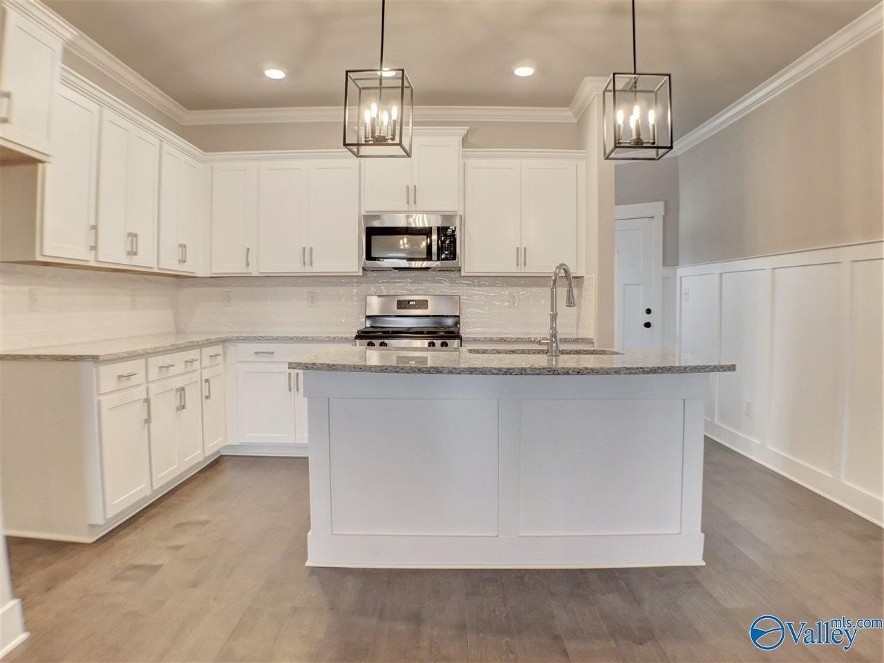 439 Ripple Lake Dr Sw - Photo 4 of 15