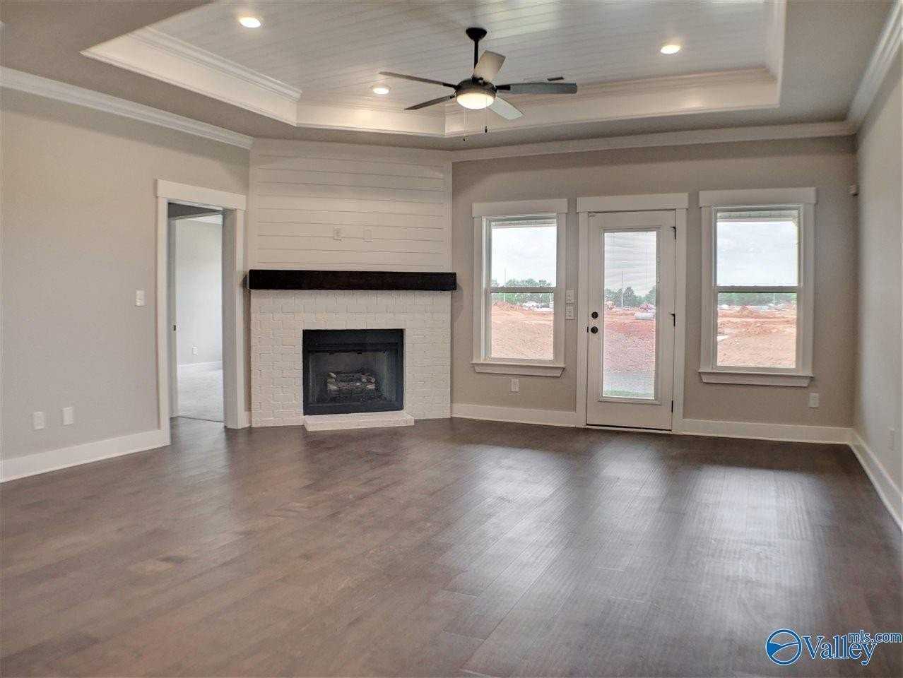 439 Ripple Lake Dr Sw - Photo 6 of 15