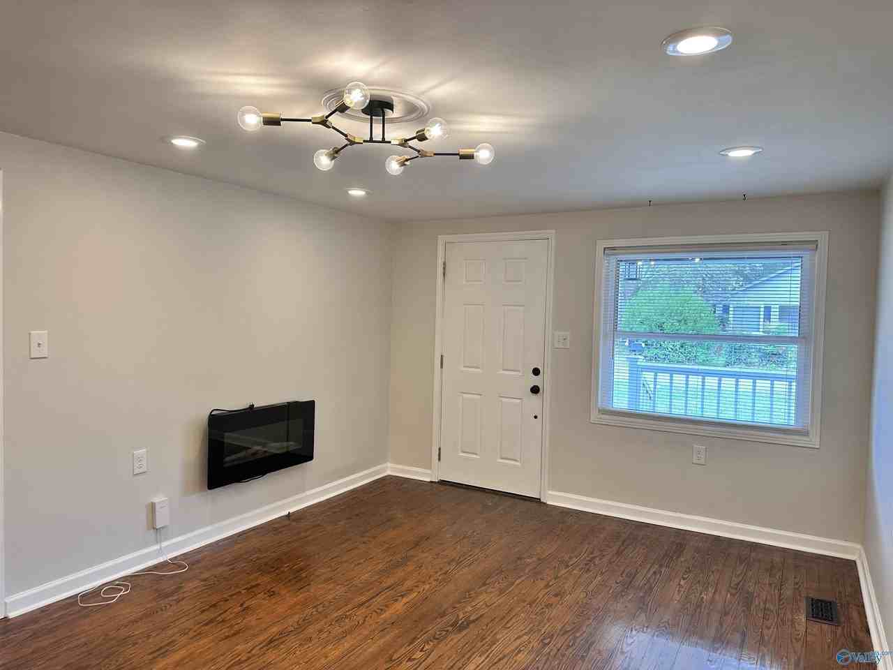 1508 Mckinley Ave Ne - Photo 2 of 21