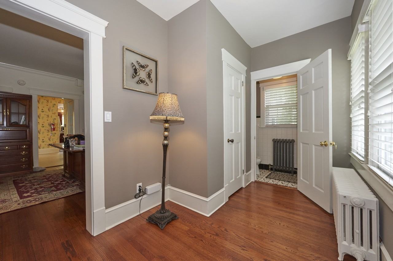 6 Wardell Ave - Photo 2 of 23