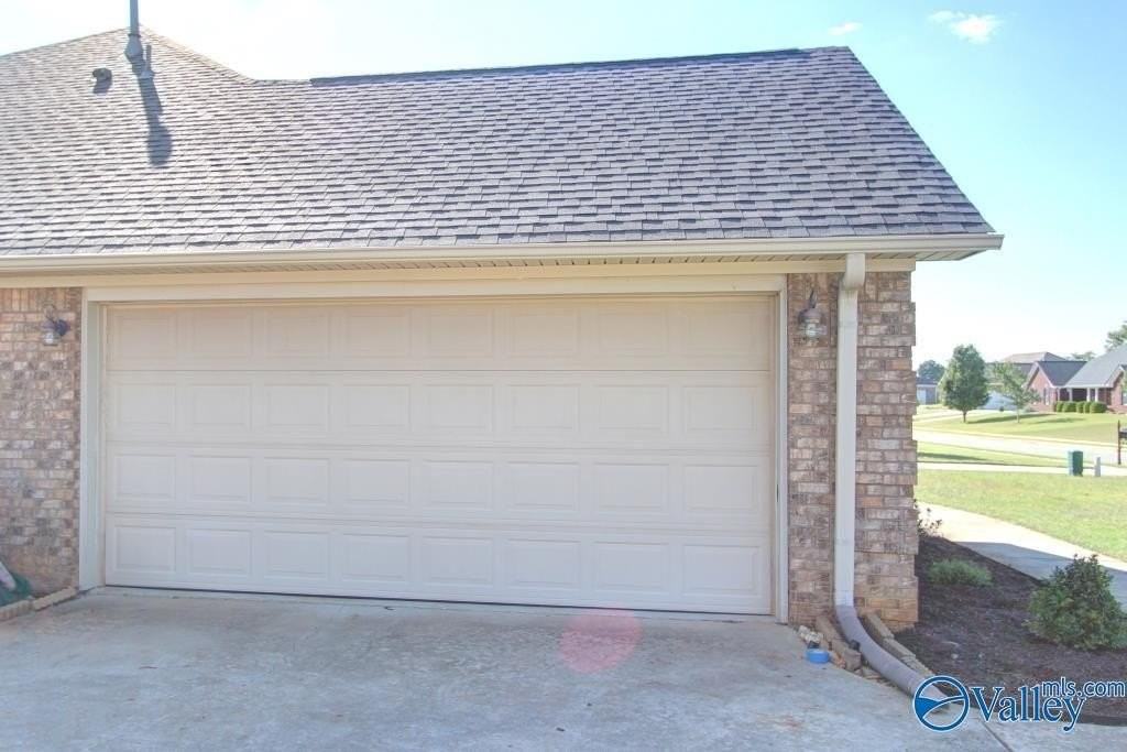 16874 Raspberry Ln - Photo 3 of 38