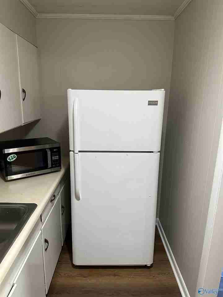 1402 Rison Ave Ne Apt B #B - Photo 5 of 10