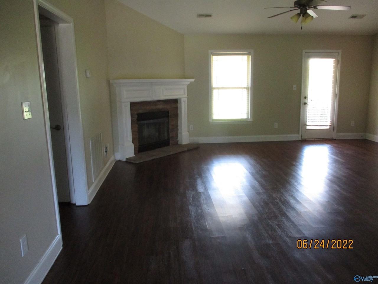 844 River Landing Blvd Sw - Photo 2 of 8