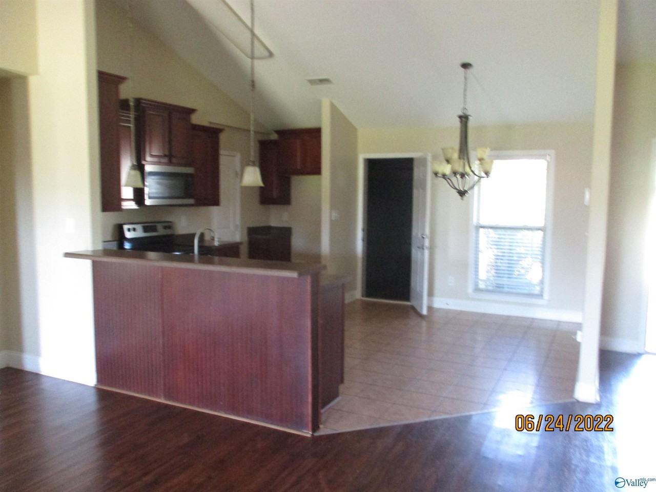 844 River Landing Blvd Sw - Photo 3 of 8