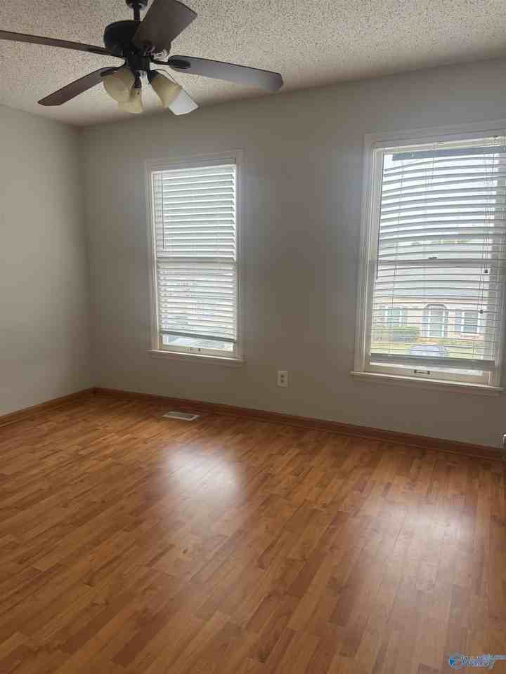 210 Marinawoods Dr Se Apt E #E - Photo 4 of 15