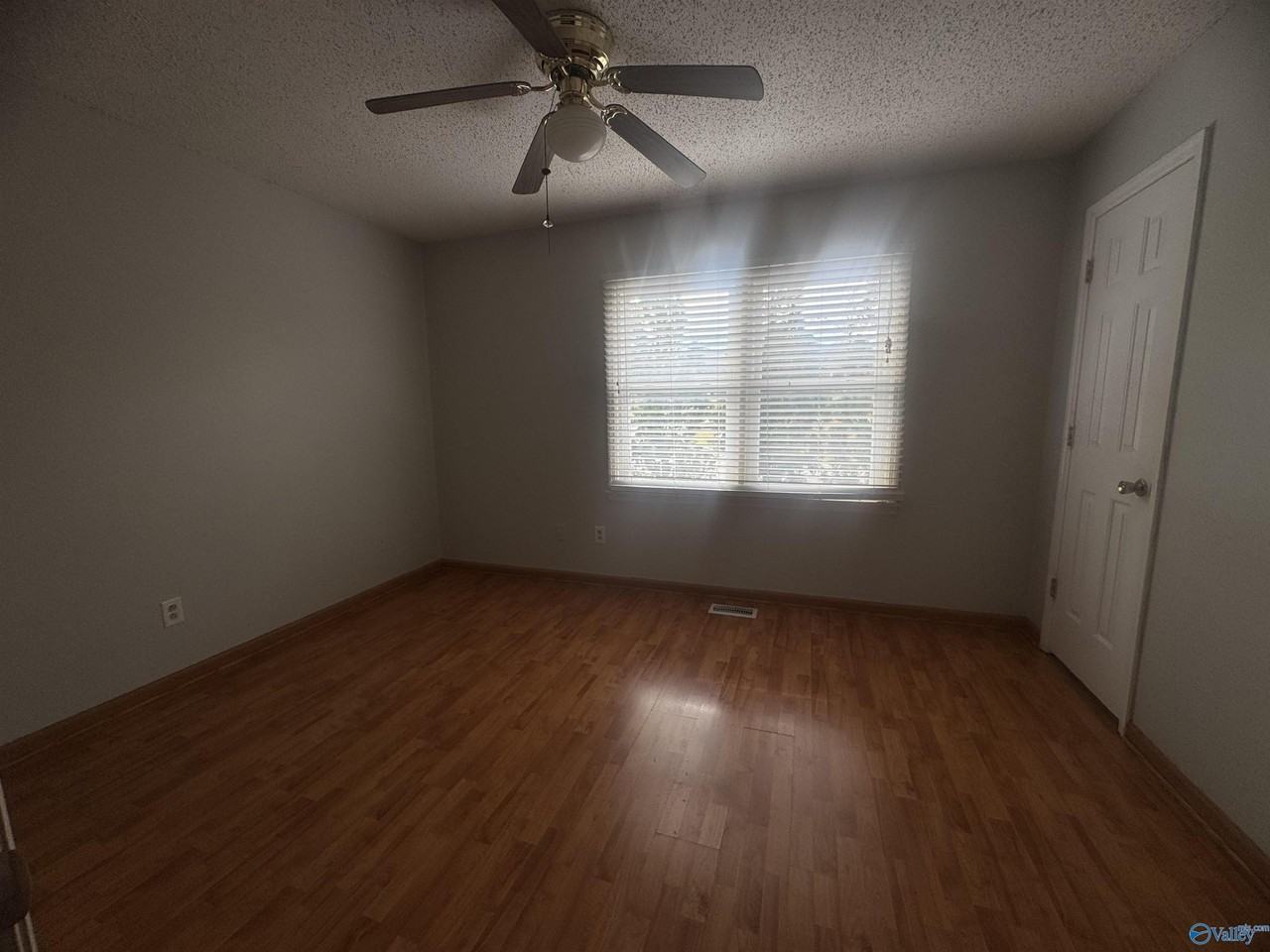 210 Marinawoods Dr Se Apt E #E - Photo 5 of 15