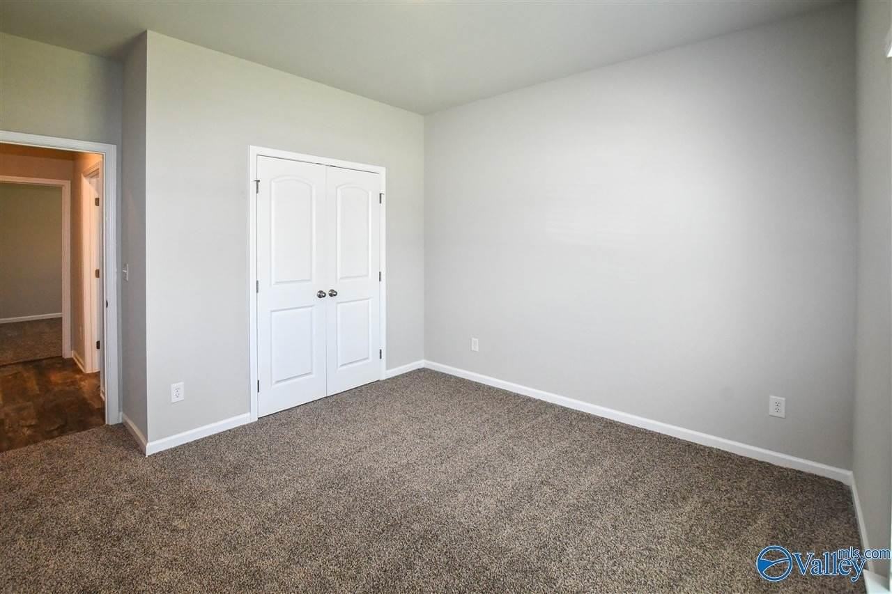 109 Delilah Ln - Photo 7 of 31