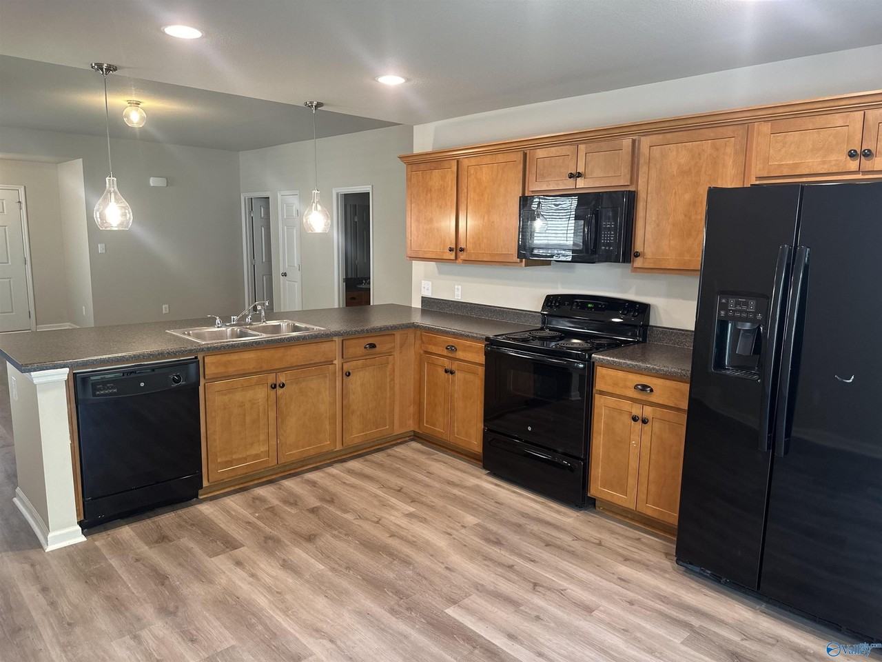 224 Sedgewick Dr - Photo 5 of 12