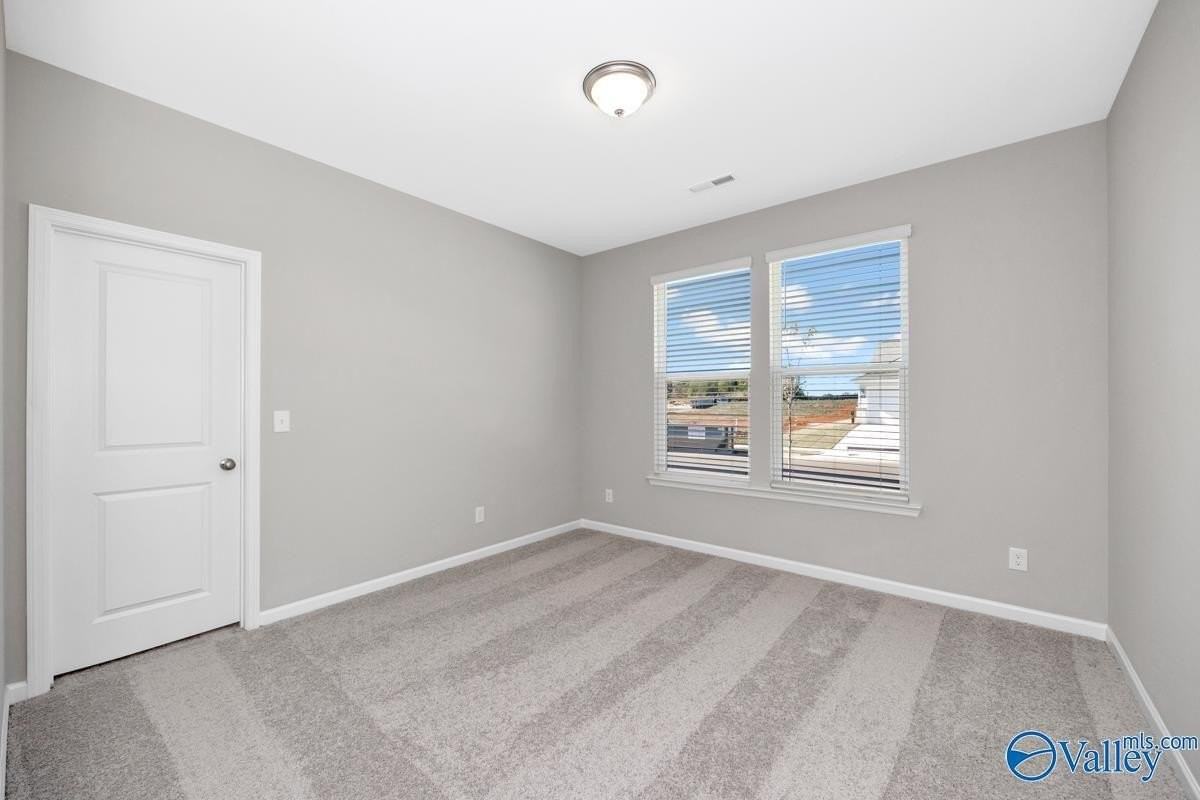 103 Evergreenmill Ln - Photo 4 of 35