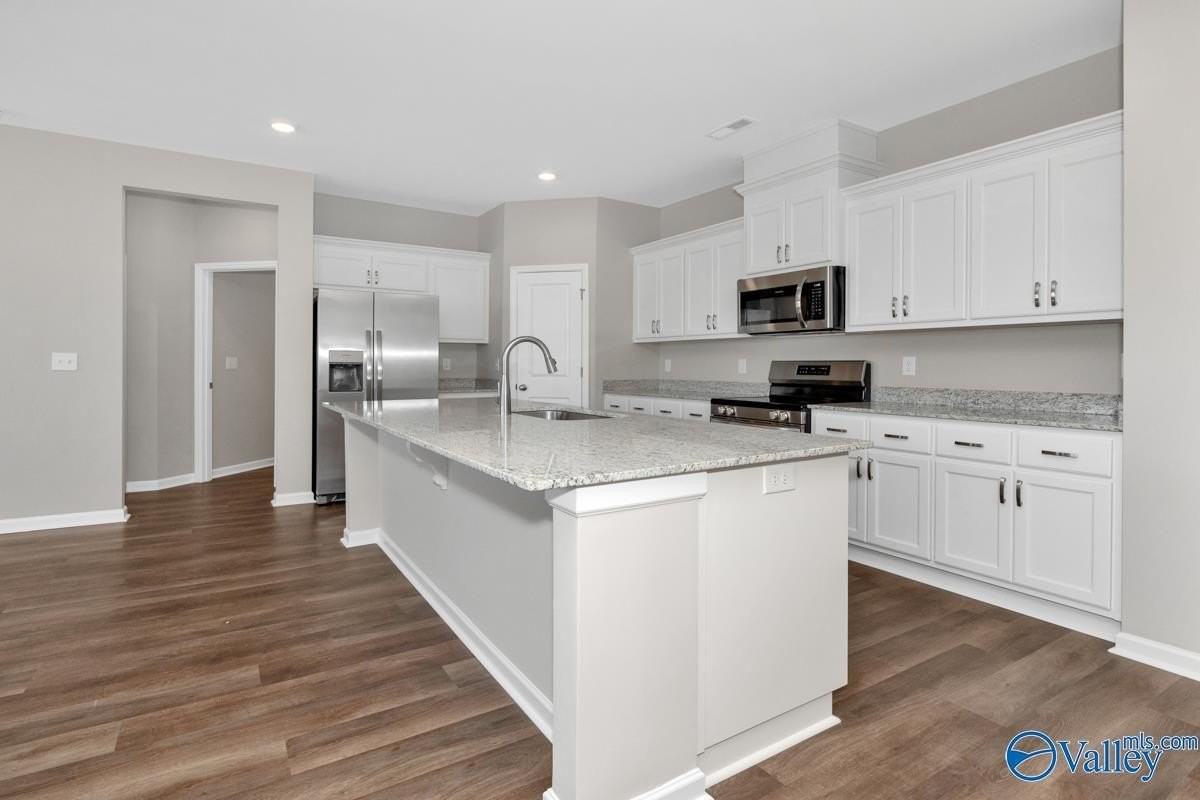 103 Evergreenmill Ln - Photo 5 of 31