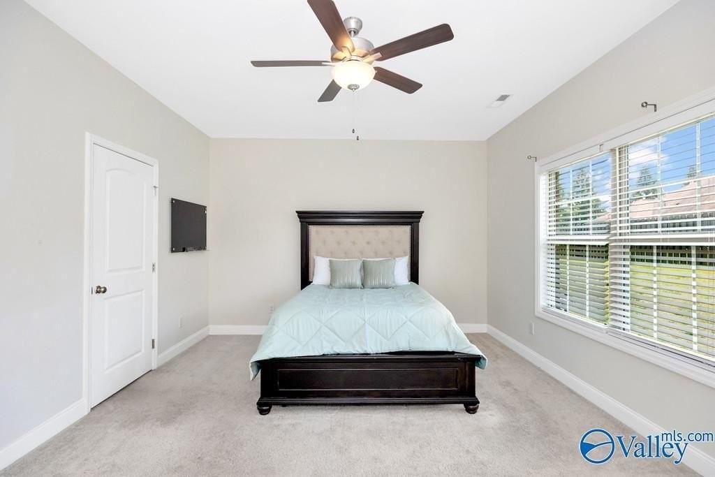 141 Slade Thomas Dr - Photo 4 of 16