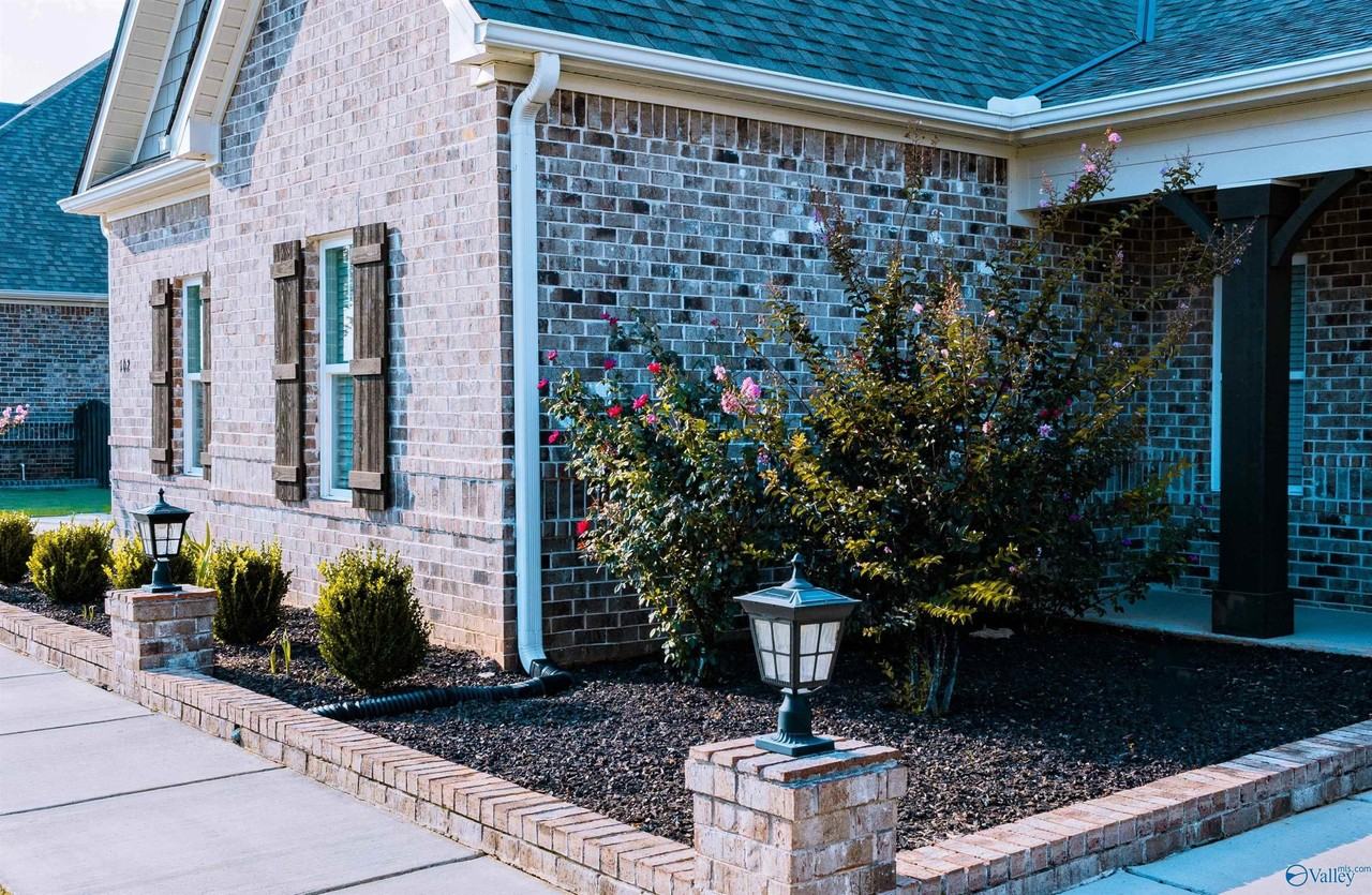 102 Willow Lake Cir Sw - Photo 3 of 20